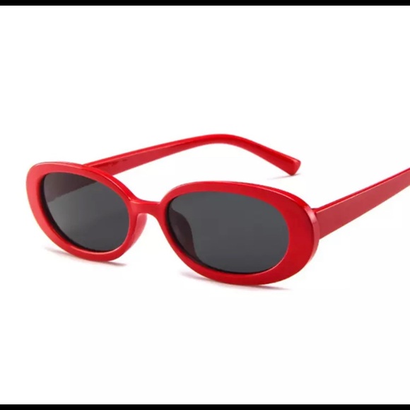 Women’s Square Oval Small Frame Sunglasses - Picture 2 of 2